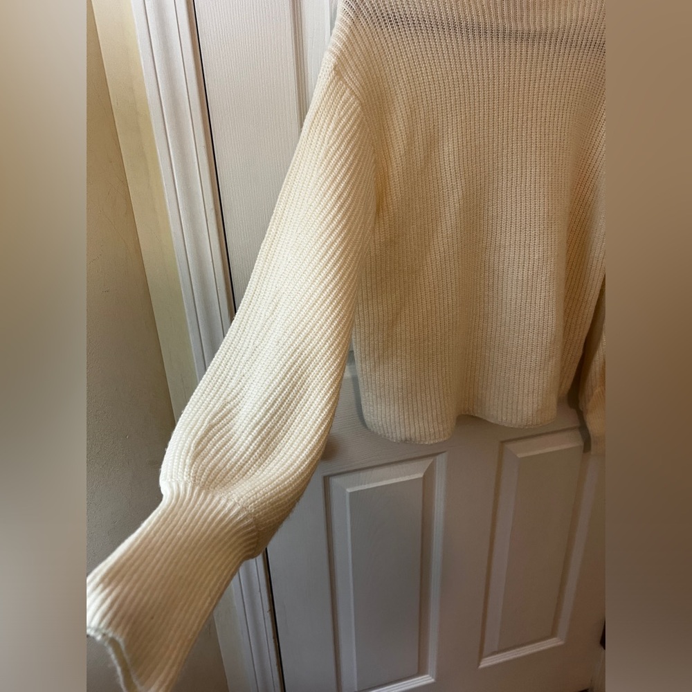 Sweater - Picture 6 of 6